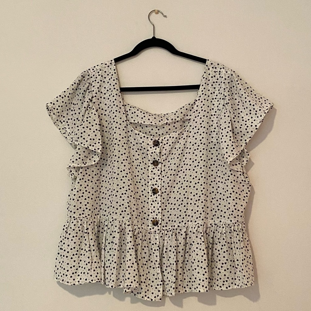 Plus size white heart patterned peplum top